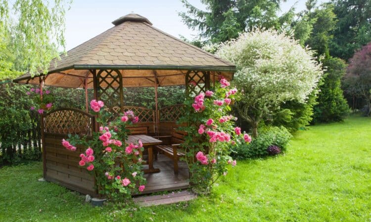 Inspirace altánkem: 7 návrhů Pinterestu, které můžete znovu vytvořit ve své zahradě