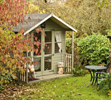 Nákupy: 10 zahradních domků vhodných k relaxaci, skladování nebo koníčkům
