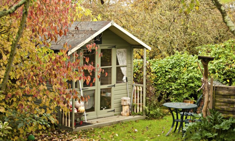 Nákupy: 10 zahradních domků vhodných k relaxaci, skladování nebo koníčkům