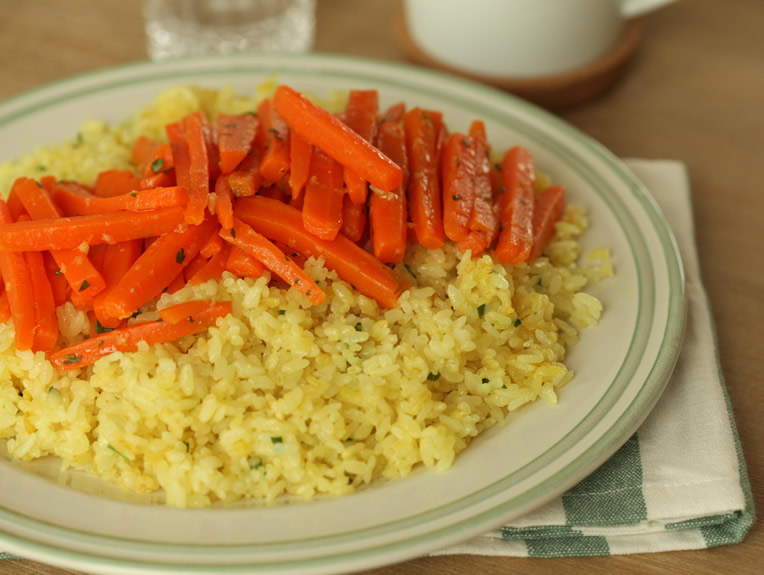 Recept na rýži s kari a mrkví