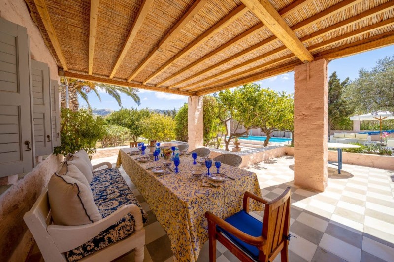 Vila v Syros Vergos Real Estate